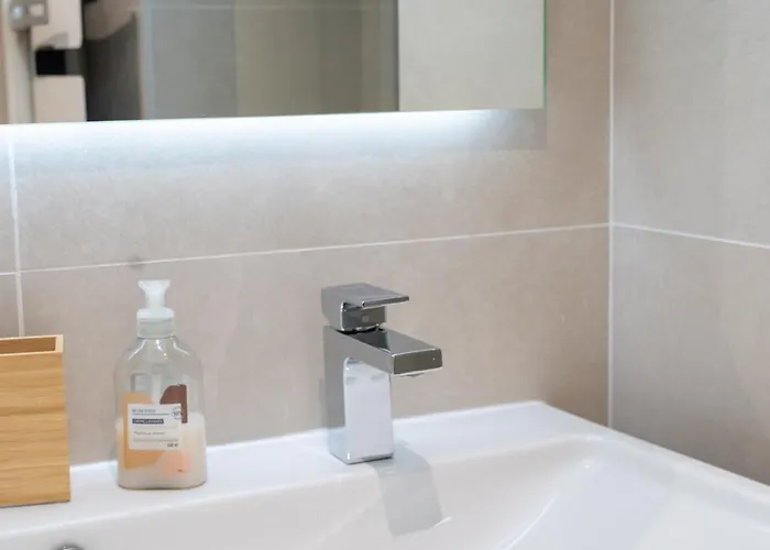 Apartment Superbe T2 Neuf Avec Terrasse Hyper Centre *