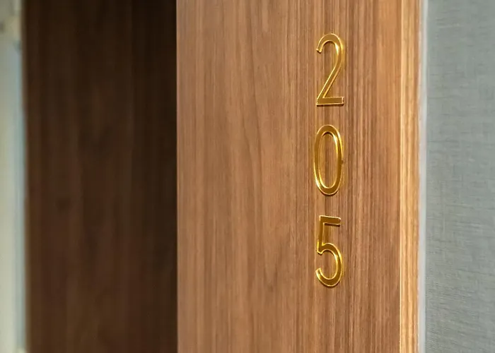 Superbe T2 Neuf Avec Terrasse Hyper Centre * Nice